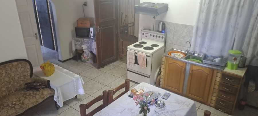 2 Bedroom Property for Sale in Chatsworth Western Cape